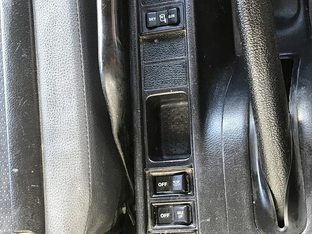 ヒノレンジャー 電動コボレーン・6MT・Bカメラ・3.65t積・ダンプ ☆3.65t積☆極東製ダンプ☆DD04-35☆コボレーン☆6MT☆メッキパーツ☆バックカメラ☆アルミホイール☆左電格ミラー☆電動コボレーン☆ETC☆フォグライト☆社外テールライト(31枚目)