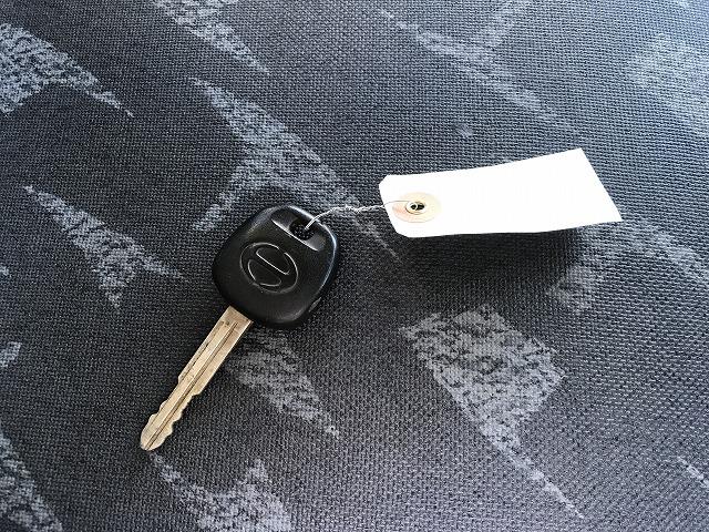 ヒノレンジャー 電動コボレーン・6MT・Bカメラ・3.65t積・ダンプ ☆3.65t積☆極東製ダンプ☆DD04-35☆コボレーン☆6MT☆メッキパーツ☆バックカメラ☆アルミホイール☆左電格ミラー☆電動コボレーン☆ETC☆フォグライト☆社外テールライト(58枚目)