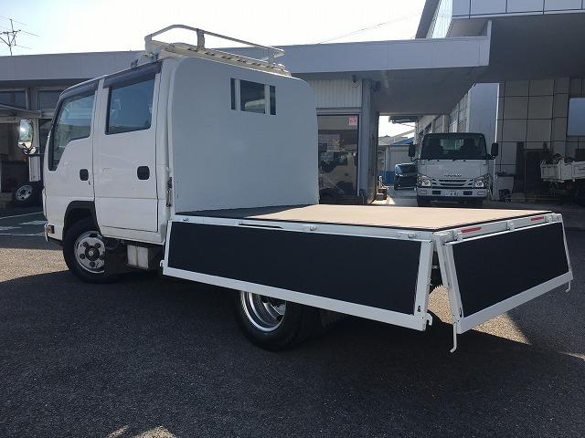 エルフトラック 鉄板張り・Wキャブ・AEBSカメラ・2t積・5MT 2t積・Wキャブ・AEBSカメラ・5MT・坂道発進補助装置・衝突被害軽減ブレーキ・車線逸脱警報装置・アイドリングストップ・ETC・鳥居、荷台鉄板張り・荷台内寸 L2082 W1614 H388(13枚目)