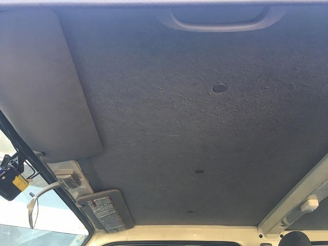 エルフトラック 鉄板張り・Wキャブ・AEBSカメラ・2t積・5MT 2t積・Wキャブ・AEBSカメラ・5MT・坂道発進補助装置・衝突被害軽減ブレーキ・車線逸脱警報装置・アイドリングストップ・ETC・鳥居、荷台鉄板張り・荷台内寸 L2082 W1614 H388(30枚目)