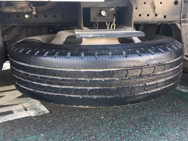 エルフトラック 鉄板張り・Wキャブ・AEBSカメラ・2t積・5MT 2t積・Wキャブ・AEBSカメラ・5MT・坂道発進補助装置・衝突被害軽減ブレーキ・車線逸脱警報装置・アイドリングストップ・ETC・鳥居、荷台鉄板張り・荷台内寸 L2082 W1614 H388(38枚目)