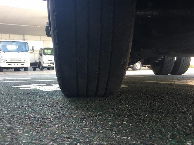 エルフトラック 鉄板張り・Wキャブ・AEBSカメラ・2t積・5MT 2t積・Wキャブ・AEBSカメラ・5MT・坂道発進補助装置・衝突被害軽減ブレーキ・車線逸脱警報装置・アイドリングストップ・ETC・鳥居、荷台鉄板張り・荷台内寸 L2082 W1614 H388(39枚目)