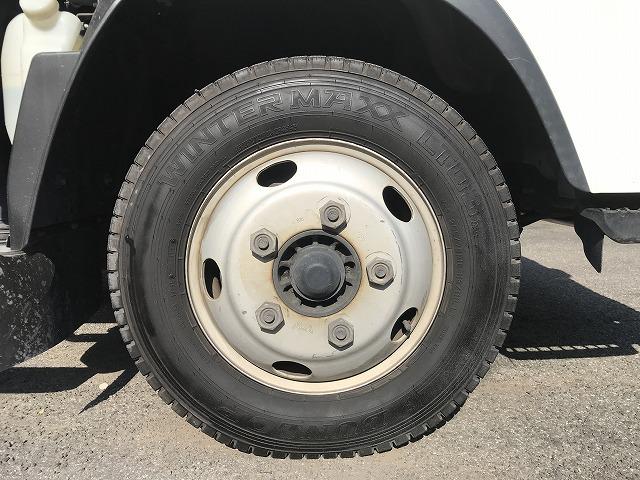 エルフトラック 2t積・ワイドロング・垂直パワーゲート・6MT ・2t積・ワイドロング・極東製垂直パワーゲート・V801C-1MKT2・6MT・坂道発進補助装置・左電格ミラー・ETC・アシストゲート・ロープフック3対・荷台内寸 L4437 W2075 H379(42枚目)