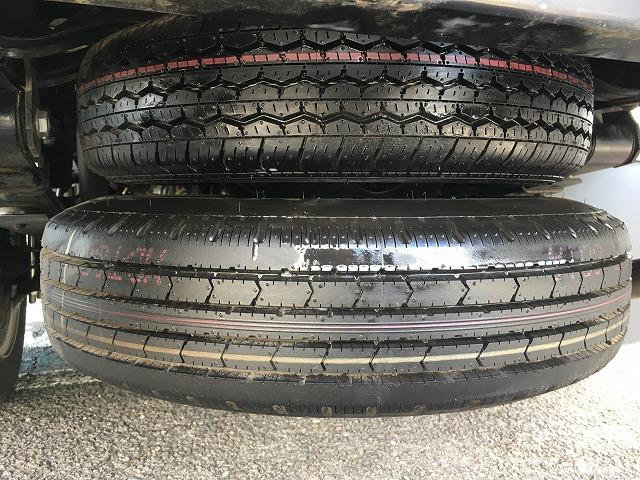 ダイナトラック 普通免許対応・AT車・荷台鉄板張り ・1.25t積・平ボディ・10尺・荷台鉄板張り・AT・車線逸脱警報装置・衝突被害軽減システム・荷台鉄板張り・ETC・Wタイヤ・オートライトシステム・低床・荷台内寸 L3100 W1607 H382(28枚目)