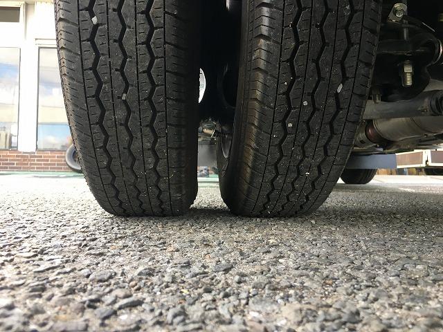 ダイナトラック 普通免許対応・AT車・荷台鉄板張り ・1.25t積・平ボディ・10尺・荷台鉄板張り・AT・車線逸脱警報装置・衝突被害軽減システム・荷台鉄板張り・ETC・Wタイヤ・オートライトシステム・低床・荷台内寸 L3100 W1607 H382(30枚目)