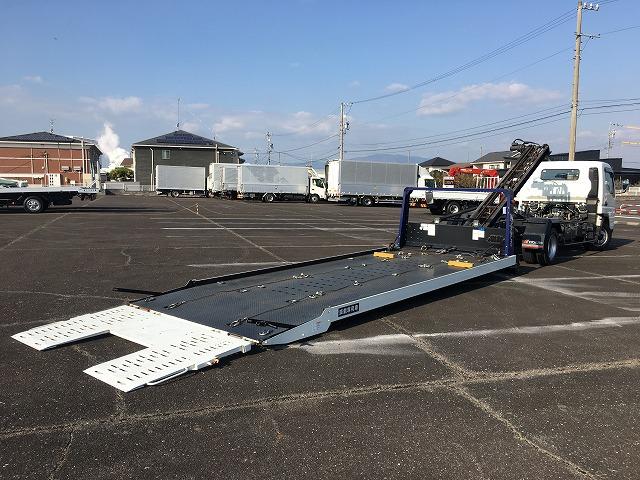 キャンター AT車・3.2t積・積載車・フラトップゼロ・固縛装置Bカメラ AT車・3.2t積・フラトップゼロ・固縛装置・バックカメラ・ラジコン・衝突軽減ブレーキ・車線逸脱警報装置・左電格ミラー・ウィンチ・ETC・荷台内寸 L5700 W2070・極東製 JN02-45(8枚目)