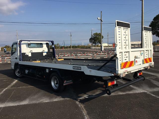 キャンター AT車・3.2t積・積載車・フラトップゼロ・固縛装置Bカメラ AT車・3.2t積・フラトップゼロ・固縛装置・バックカメラ・ラジコン・衝突軽減ブレーキ・車線逸脱警報装置・左電格ミラー・ウィンチ・ETC・荷台内寸 L5700 W2070・極東製 JN02-45(13枚目)