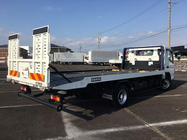 キャンター AT車・3.2t積・積載車・フラトップゼロ・固縛装置Bカメラ AT車・3.2t積・フラトップゼロ・固縛装置・バックカメラ・ラジコン・衝突軽減ブレーキ・車線逸脱警報装置・左電格ミラー・ウィンチ・ETC・荷台内寸 L5700 W2070・極東製 JN02-45(15枚目)