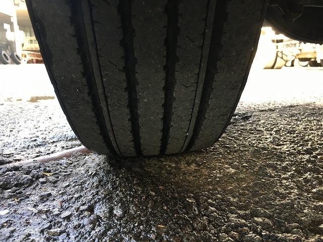 キャンター AT車・3.2t積・積載車・フラトップゼロ・固縛装置Bカメラ AT車・3.2t積・フラトップゼロ・固縛装置・バックカメラ・ラジコン・衝突軽減ブレーキ・車線逸脱警報装置・左電格ミラー・ウィンチ・ETC・荷台内寸 L5700 W2070・極東製 JN02-45(28枚目)