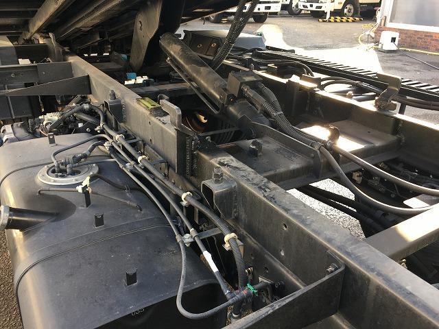 キャンター AT車・3.2t積・積載車・フラトップゼロ・固縛装置Bカメラ AT車・3.2t積・フラトップゼロ・固縛装置・バックカメラ・ラジコン・衝突軽減ブレーキ・車線逸脱警報装置・左電格ミラー・ウィンチ・ETC・荷台内寸 L5700 W2070・極東製 JN02-45(33枚目)