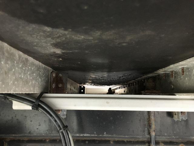 フォワード オートターン式ゲート・フルワイド・アルミウイング　２．８ｔ積・ウィング・オートターン式フルゲートリフター・ベッド・Ｂモニター・アシストゲート・ＥＴＣ・キーレス・ラッシング２段・左電格ミラー・内寸Ｌ６３３２　Ｗ２４１０　Ｈ２２５５（41枚目）