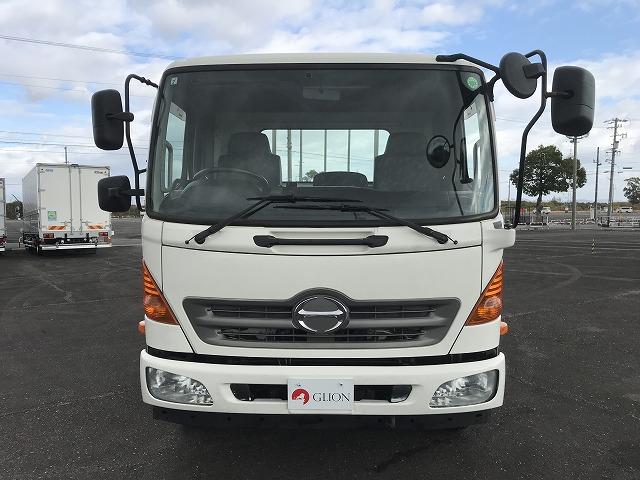 ヒノレンジャー 4t積・6MT・6200平ボディ・アシストゲート 6200ボディ・6MT・4t積・左電格ミラー・ロープ穴4対・ETC・フォグライト・荷台内寸 L6212 W2147 H398・灰皿1つ欠・看板消し跡・キャビン・荷台 キズ、サビ、凹み有り(2枚目)