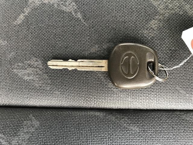 ヒノレンジャー 4t積・6MT・6200平ボディ・アシストゲート 6200ボディ・6MT・4t積・左電格ミラー・ロープ穴4対・ETC・フォグライト・荷台内寸 L6212 W2147 H398・灰皿1つ欠・看板消し跡・キャビン・荷台 キズ、サビ、凹み有り(49枚目)