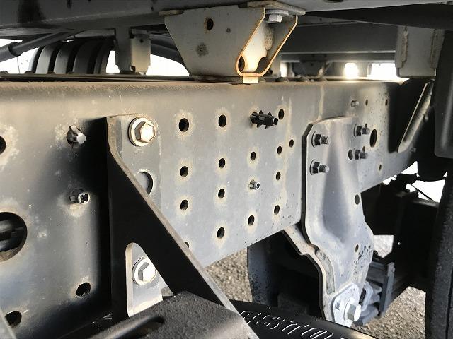 デュトロ 2t積・平ボディ・PCS付・10尺・バックカメラ 2t積・平ボディ・10尺・プリクラッシュセーフティ・車線逸脱警報装置・デジタルインナーミラー(Bカメラ)・ロープフック&ロープ穴4対・アシストゲート・荷台内寸 L3114 W1608 H377(44枚目)