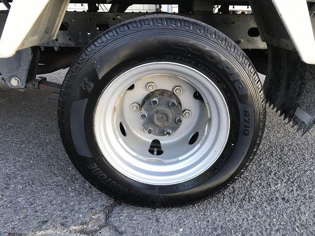 アトラストラック バイク運搬車・普通免許対応・１．５ｔ平・低床　バイク運搬車・普通免許対応・１．５ｔ積・低床・Ｗタイヤ・坂道発進補助装置・左電格ミラー・ＥＴＣ・荷台内寸　Ｌ３１２０　Ｗ１６０６　Ｈ１９６・３ペダル・５ＭＴ（33枚目）