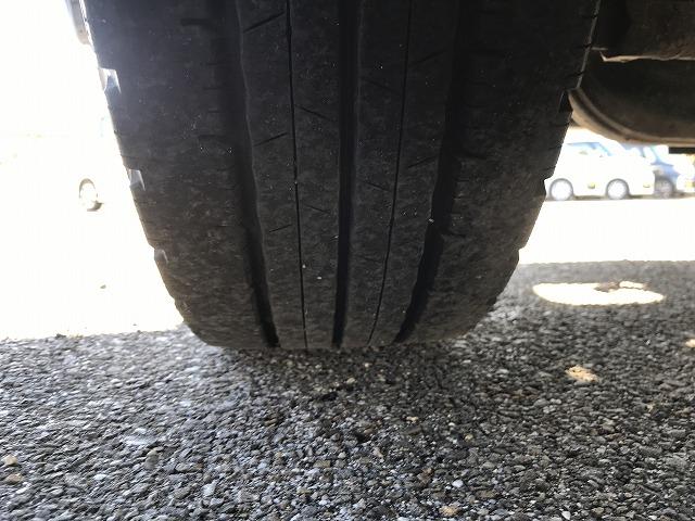 ダイナトラック 3.5t積・6MT・ワイドロング・平ボディ 3.5t積・ワイドロング・平ボディ・6MT・左電格ミラー(ヒーター付)・歩み掛け・アシストゲート・ETC・フォグライト・荷台内寸 L4359 W2090 H379(30枚目)