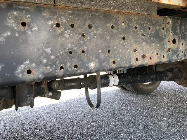 ダイナトラック 3.5t積・6MT・ワイドロング・平ボディ 3.5t積・ワイドロング・平ボディ・6MT・左電格ミラー(ヒーター付)・歩み掛け・アシストゲート・ETC・フォグライト・荷台内寸 L4359 W2090 H379(34枚目)