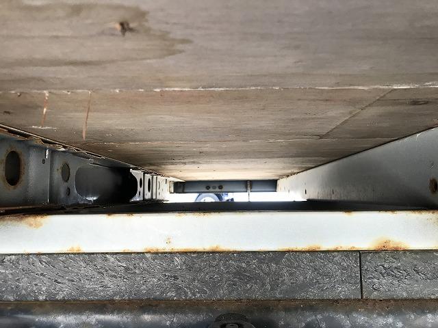 ダイナトラック 3.5t積・6MT・ワイドロング・平ボディ 3.5t積・ワイドロング・平ボディ・6MT・左電格ミラー(ヒーター付)・歩み掛け・アシストゲート・ETC・フォグライト・荷台内寸 L4359 W2090 H379(35枚目)