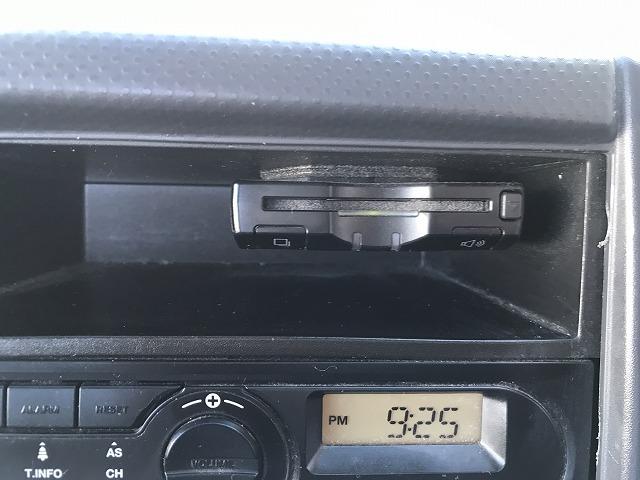 エルフトラック ４ＷＤ・垂直パワーゲート・５方開・１．４５ｔ積・５ＭＴ　４ＷＤ・垂直パワーゲート・５方開・１．４５ｔ積・５ＭＴ・荷台鉄板張り・両側電格ミラー（ヒーター付）・キーレス・メッキパーツ・フォグライト・準中型免許対応・荷台内寸　Ｌ３０８５　Ｗ１６３２　Ｈ３８３（32枚目）