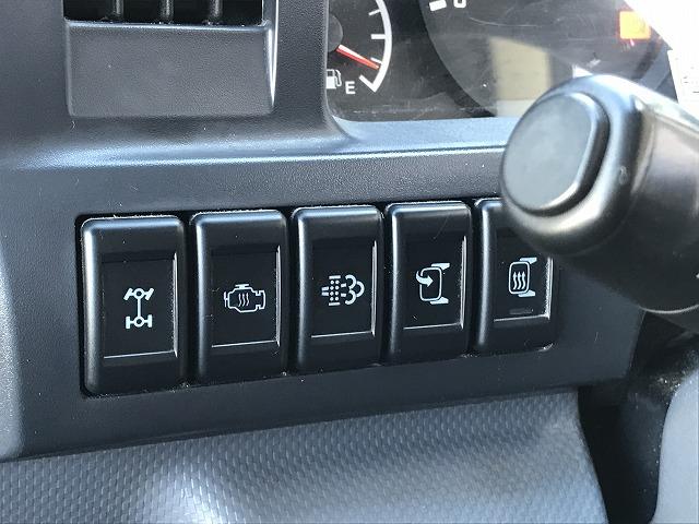 エルフトラック ４ＷＤ・垂直パワーゲート・５方開・１．４５ｔ積・５ＭＴ　４ＷＤ・垂直パワーゲート・５方開・１．４５ｔ積・５ＭＴ・荷台鉄板張り・両側電格ミラー（ヒーター付）・キーレス・メッキパーツ・フォグライト・準中型免許対応・荷台内寸　Ｌ３０８５　Ｗ１６３２　Ｈ３８３（34枚目）