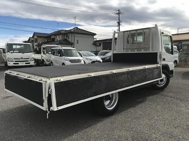 タイタントラック ３ｔ積・セミロング・平ボディ・高床・５ＭＴ・３ペダル　３ｔ積・平ボディ・セミロング・坂道発進補助装置・左電格ミラー・高床・三方開・荷台内寸　Ｌ３５４７　Ｗ１７８４　Ｈ３６７（15枚目）