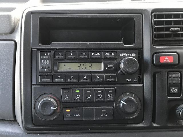 タイタントラック ３ｔ積・セミロング・平ボディ・高床・５ＭＴ・３ペダル　３ｔ積・平ボディ・セミロング・坂道発進補助装置・左電格ミラー・高床・三方開・荷台内寸　Ｌ３５４７　Ｗ１７８４　Ｈ３６７（23枚目）