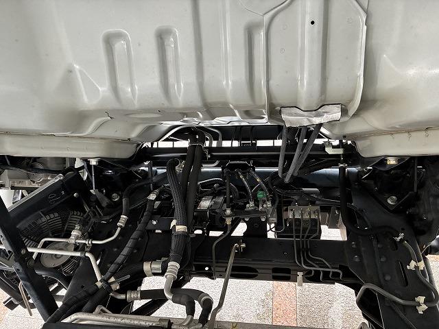 エルフトラック 新明和Ｇ－ＰＸプレス式パッカー・塵芥車・６立米　新明和Ｇ－ＰＸ（ＧＴ０６４）・６立米・プレス式・連続スイッチ・汚水タンク・Ｂモニター・坂道発進補助装置・左電格ミラー・キーレス（21枚目）