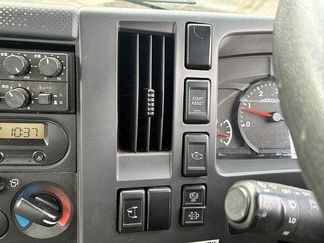 エルフトラック 新明和Ｇ－ＰＸプレス式パッカー・塵芥車・６立米　新明和Ｇ－ＰＸ（ＧＴ０６４）・６立米・プレス式・連続スイッチ・汚水タンク・Ｂモニター・坂道発進補助装置・左電格ミラー・キーレス（29枚目）