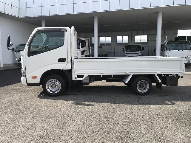 ダイナトラック ＡＴ・普通免許・１．５ｔ積・ロング・平ボディ・Ｗタイヤ　１．５ｔ積・平ボディ・普通免許・ＡＴ・ＥＴＣ・Ｗタイヤ・低床車・外ナビ・フォグライト・ライトレベライザー・ドアバイザー・ドライブレコーダー（ＳＤ欠）・荷台内寸　Ｌ３１５０　Ｗ１６１０　Ｈ３８２（4枚目）