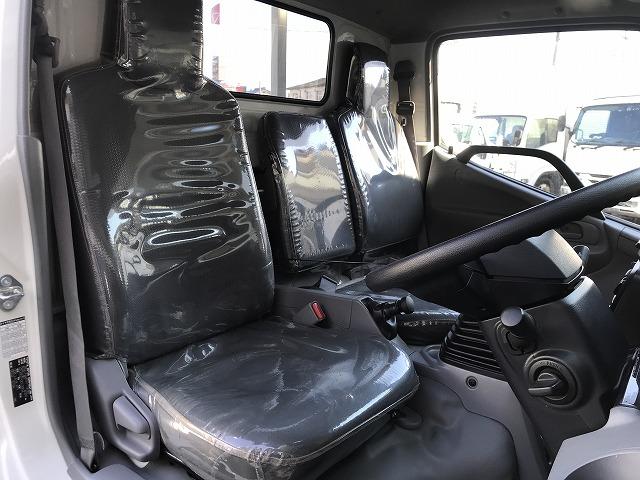 ダイナトラック 荷台鉄板張・標準ロング・6MT・平ボディ・2t積 ・ミラー式Bカメラ・衝突軽減ブレーキ・車線逸脱警報装置・左電格ミラー・坂道発進補助装置・ロープ穴4対・ETC・ドラレコ(SD欠)・キーレス・荷台鉄板張・荷台内寸 L4360 W1793 H431(32枚目)