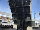 ２ｔ積・５ＭＴ・全低床ダンプ・電動コボレーン付　２ｔ積・５ＭＴ・極東製全低床ダンプ・ＤＤ０２－３１・電動コボレーン付・坂道発進補助装置・ドアバイザー・ライトレベライザー・荷台内寸　Ｌ３０２７　Ｗ１６０３　Ｈ３２６（31枚目）