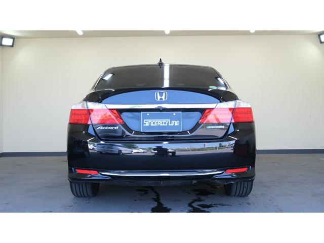 アコードハイブリッド ＬＸ　・ＬＥＤヘッドライト・純正１７インチアルミホイール・クルーズコントロール・パワーシート・フルセグ・バックカメラ・Ｂｌｕｅｔｏｏｔｈ・スマートキー（40枚目）