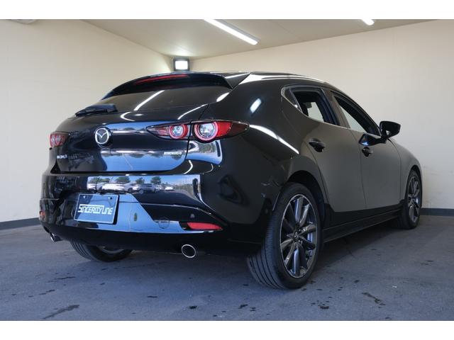 ＭＡＺＤＡ３ファストバック １５Ｓツーリング　・ＬＥＤヘッドライト・純正１８インチアルミホイール・クリアランスソナー・ＰＣＳ・ＢＳＭ・ＨＵＤ・バックカメラ・Ｂｌｕｅｔｏｏｔｈ・オートパーキングブレーキ・スマートキー（5枚目）