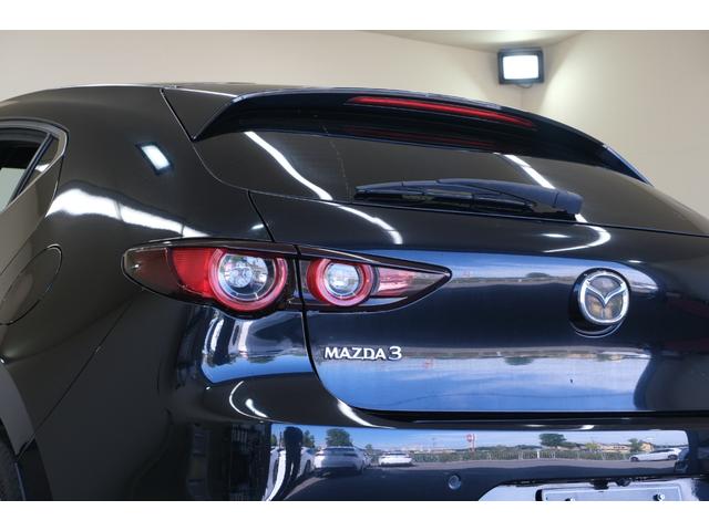 ＭＡＺＤＡ３ファストバック １５Ｓツーリング　・ＬＥＤヘッドライト・純正１８インチアルミホイール・クリアランスソナー・ＰＣＳ・ＢＳＭ・ＨＵＤ・バックカメラ・Ｂｌｕｅｔｏｏｔｈ・オートパーキングブレーキ・スマートキー（42枚目）
