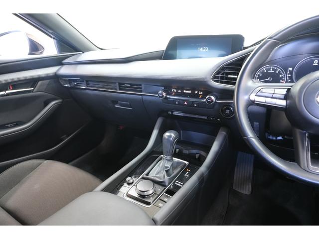 ＭＡＺＤＡ３ファストバック １５Ｓツーリング　・ＬＥＤヘッドライト・純正１８インチアルミホイール・クリアランスソナー・ＰＣＳ・ＢＳＭ・ＨＵＤ・バックカメラ・Ｂｌｕｅｔｏｏｔｈ・オートパーキングブレーキ・スマートキー（60枚目）