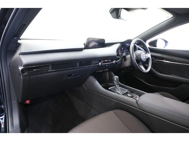 ＭＡＺＤＡ３ファストバック １５Ｓツーリング　・ＬＥＤヘッドライト・純正１８インチアルミホイール・クリアランスソナー・ＰＣＳ・ＢＳＭ・ＨＵＤ・バックカメラ・Ｂｌｕｅｔｏｏｔｈ・オートパーキングブレーキ・スマートキー（72枚目）