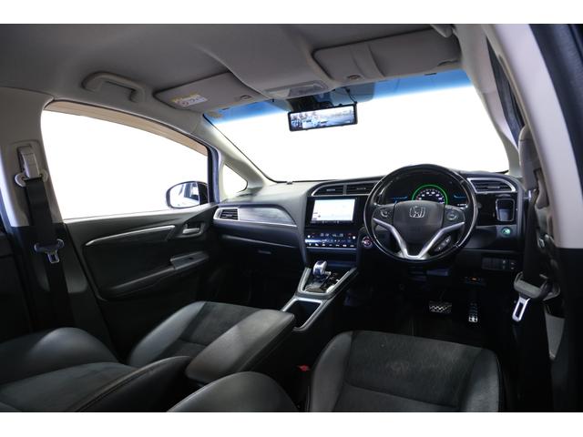 シャトル ハイブリッドＺスタイルエディション　・特別仕様車・ＬＥＤヘッドライト・純正１６インチアルミホイール・デジタルインナーミラー・ドライブレコーダー・プリクラッシュセーフティ・クルーズコントロール・ＥＴＣ・シートヒーター・スマートキー（12枚目）