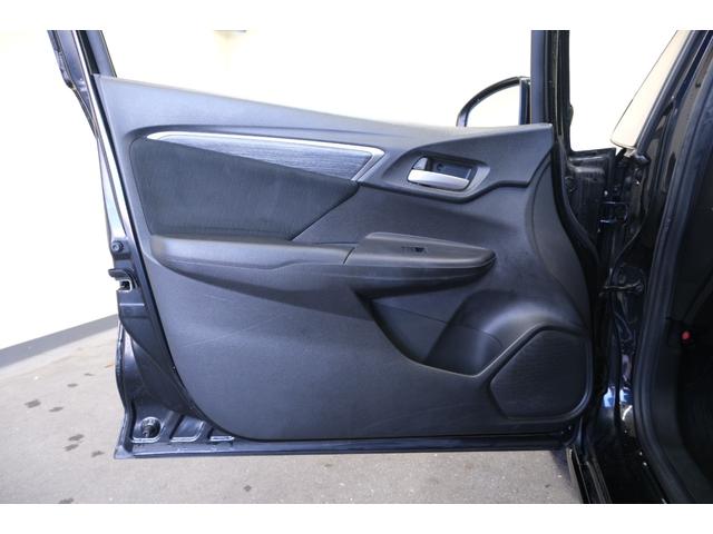 シャトル ハイブリッドＺスタイルエディション　・特別仕様車・ＬＥＤヘッドライト・純正１６インチアルミホイール・デジタルインナーミラー・ドライブレコーダー・プリクラッシュセーフティ・クルーズコントロール・ＥＴＣ・シートヒーター・スマートキー（70枚目）