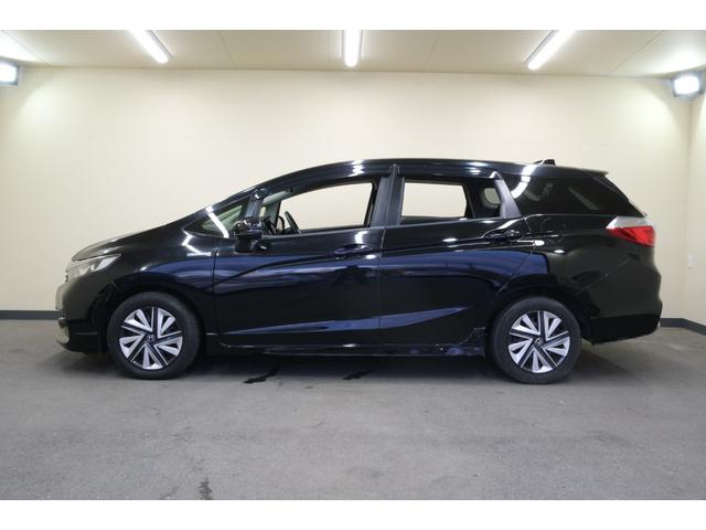 シャトル ハイブリッド　・純正１５インチホイール・ケンウッド製７インチナビ・ＴＶ・バックカメラ・Ｂｌｕｅｔｏｏｔｈ・オートリトラミラー・スマートキー・プッシュスタート（9枚目）