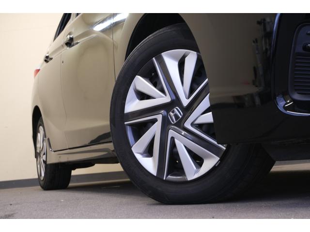 シャトル ハイブリッド　・純正１５インチホイール・ケンウッド製７インチナビ・ＴＶ・バックカメラ・Ｂｌｕｅｔｏｏｔｈ・オートリトラミラー・スマートキー・プッシュスタート（11枚目）