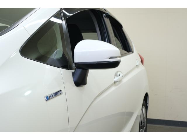 フィットハイブリッド Ｆパッケージ　・ＬＥＤヘッドライト・純正１５インチホイール・純正７インチナビ・ＴＶ・バックカメラ・Ｂｌｕｅｔｏｏｔｈ・スマートキー・プッシュスタート（29枚目）