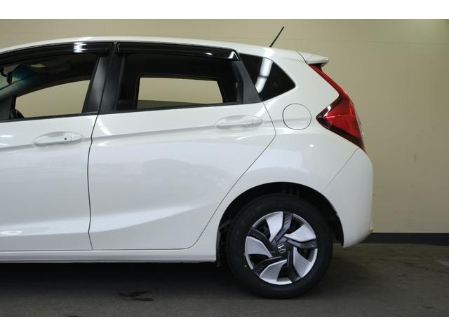 フィットハイブリッド Ｆパッケージ　・ＬＥＤヘッドライト・純正１５インチホイール・純正７インチナビ・ＴＶ・バックカメラ・Ｂｌｕｅｔｏｏｔｈ・スマートキー・プッシュスタート（33枚目）