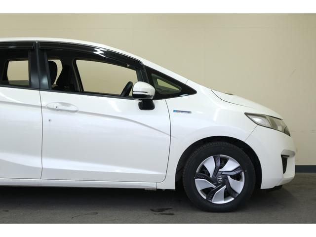 フィットハイブリッド Ｆパッケージ　・ＬＥＤヘッドライト・純正１５インチホイール・純正７インチナビ・ＴＶ・バックカメラ・Ｂｌｕｅｔｏｏｔｈ・スマートキー・プッシュスタート（36枚目）