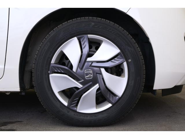 フィットハイブリッド Ｆパッケージ　・ＬＥＤヘッドライト・純正１５インチホイール・純正７インチナビ・ＴＶ・バックカメラ・Ｂｌｕｅｔｏｏｔｈ・スマートキー・プッシュスタート（37枚目）