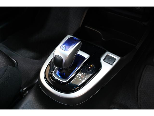 フィットハイブリッド Ｆパッケージ　・ＬＥＤヘッドライト・純正１５インチホイール・純正７インチナビ・ＴＶ・バックカメラ・Ｂｌｕｅｔｏｏｔｈ・スマートキー・プッシュスタート（77枚目）