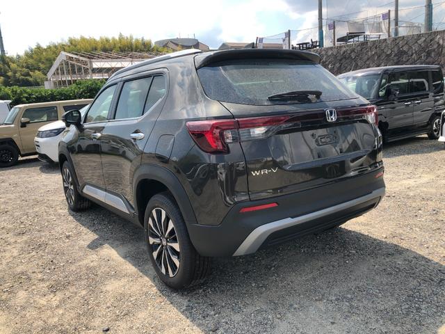 ＷＲ－Ｖ Ｚ＋　登録済未使用車　バックカメラ　クリアランスソナー　オートクルーズコントロール　レーンアシスト　衝突被害軽減システム　オートライト　ＬＥＤヘッドランプ　アルミホイール　スマートキー　電動格納ミラー（18枚目）