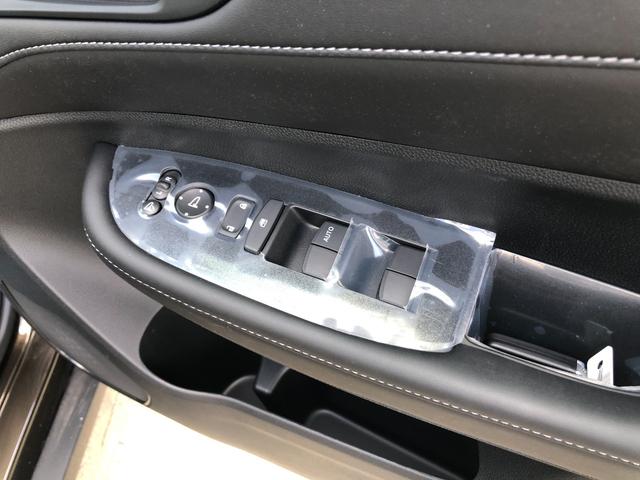 ＷＲ－Ｖ Ｚ＋　登録済未使用車　バックカメラ　クリアランスソナー　オートクルーズコントロール　レーンアシスト　衝突被害軽減システム　オートライト　ＬＥＤヘッドランプ　アルミホイール　スマートキー　電動格納ミラー（25枚目）