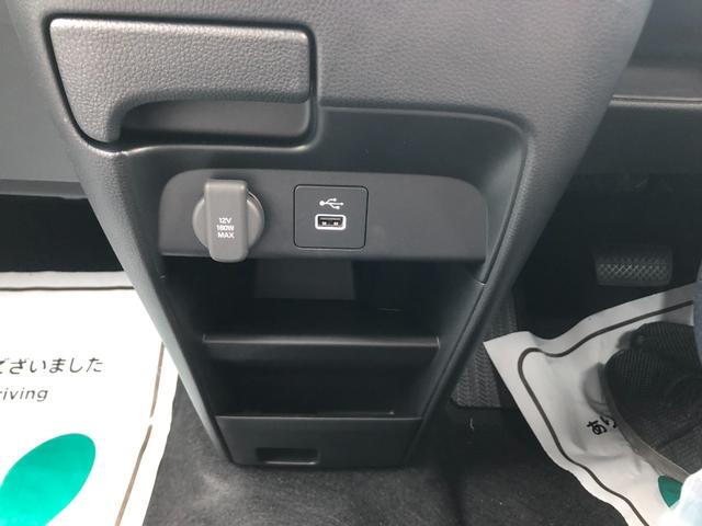 フリード ｅ：ＨＥＶエアー　登録済未使用車　バックカメラ　クリアランスソナー　オートクルーズコントロール　レーンアシスト　衝突被害軽減システム　両側電動スライドドア　オートライト　ＬＥＤヘッドランプ　電動格納ミラー　３列シート（10枚目）