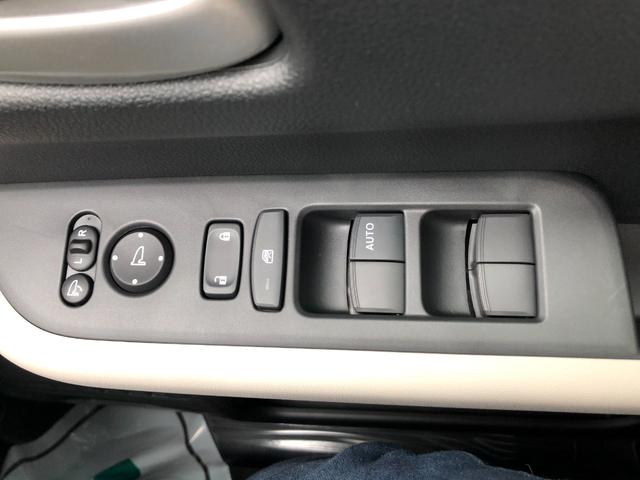 フリード ｅ：ＨＥＶエアー　登録済未使用車　バックカメラ　クリアランスソナー　オートクルーズコントロール　レーンアシスト　衝突被害軽減システム　両側電動スライドドア　オートライト　ＬＥＤヘッドランプ　電動格納ミラー　３列シート（11枚目）