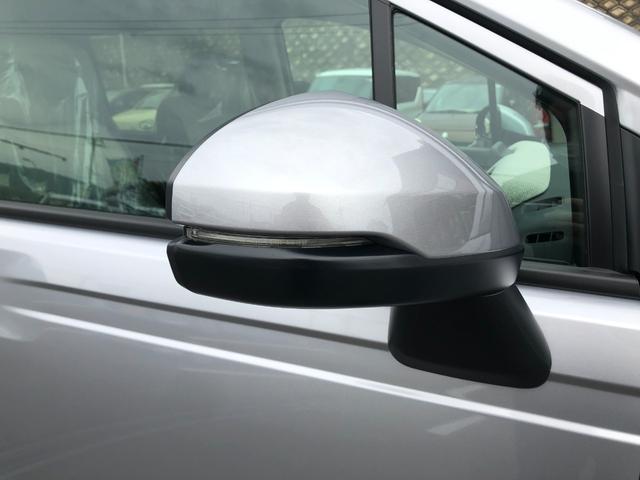 フリード ｅ：ＨＥＶエアー　登録済未使用車　バックカメラ　クリアランスソナー　オートクルーズコントロール　レーンアシスト　衝突被害軽減システム　両側電動スライドドア　オートライト　ＬＥＤヘッドランプ　電動格納ミラー　３列シート（28枚目）